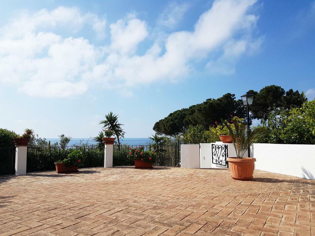 Villa Del Sogno Parghelia Eksteriør bilde
